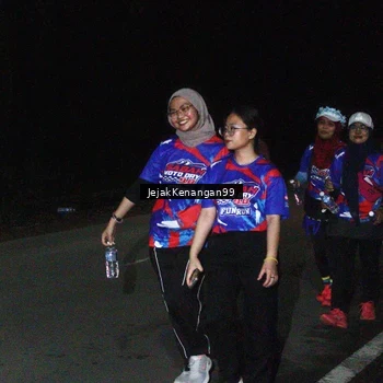 Runner Photo 6065871