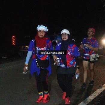 Runner Photo 6065873