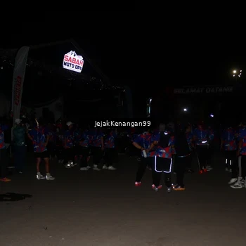Runner Photo 6065894