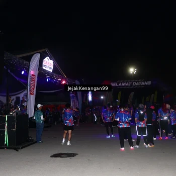 Runner Photo 6065897
