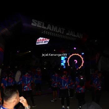 Runner Photo 6065919