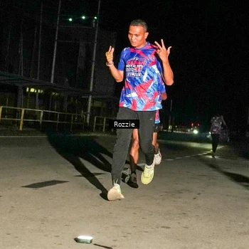 Runner Photo 6065980