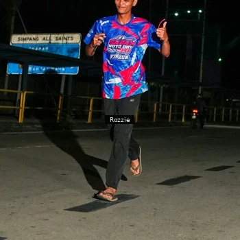 Runner Photo 6066000