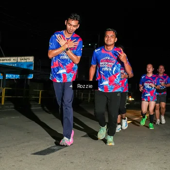 Runner Photo 6066103