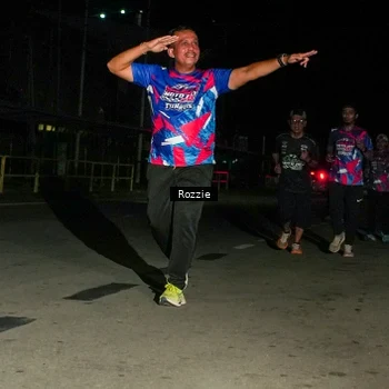 Runner Photo 6066247