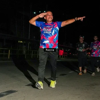 Runner Photo 6066248