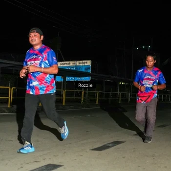 Runner Photo 6066258