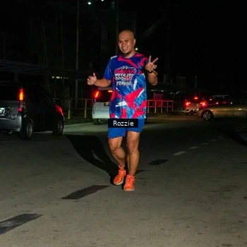Runner Photo 6066263