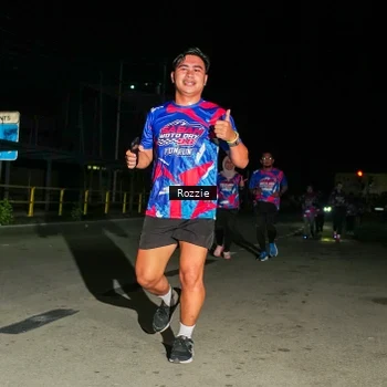 Runner Photo 6066282