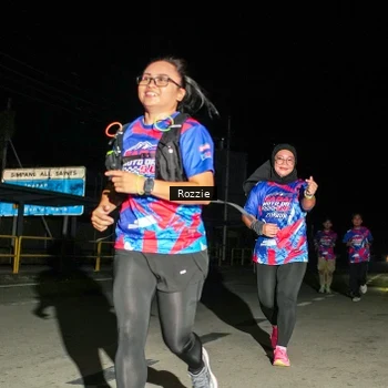 Runner Photo 6066338