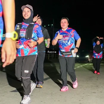 Runner Photo 6066352