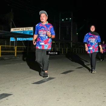 Runner Photo 6066379