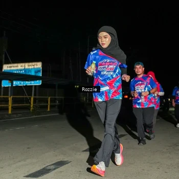Runner Photo 6066389