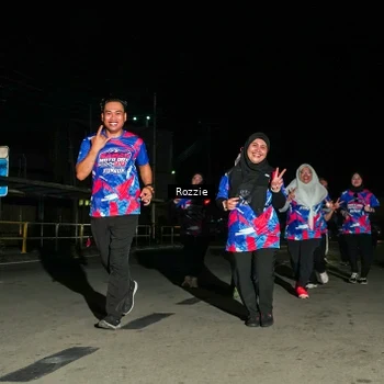 Runner Photo 6066421
