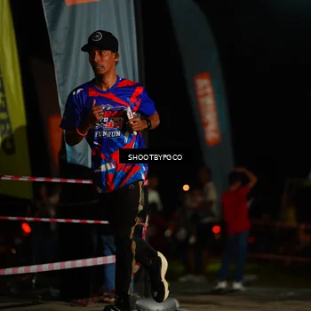 Runner Photo 6066539