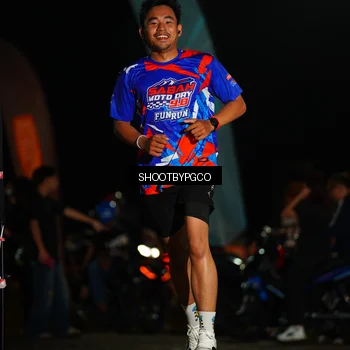 Runner Photo 6066676
