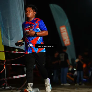 Runner Photo 6066750