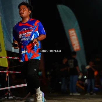 Runner Photo 6066789