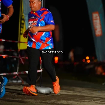 Runner Photo 6066855