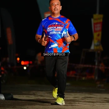 Runner Photo 6066867