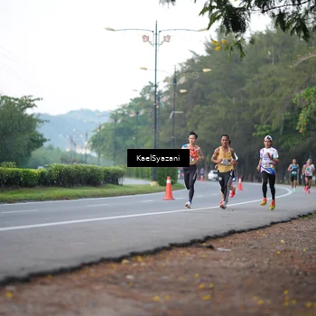 Runner Photo 6067670