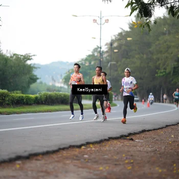 Runner Photo 6067712