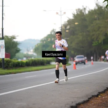 Runner Photo 6067717