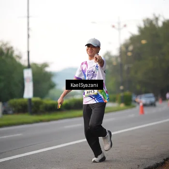 Runner Photo 6067749