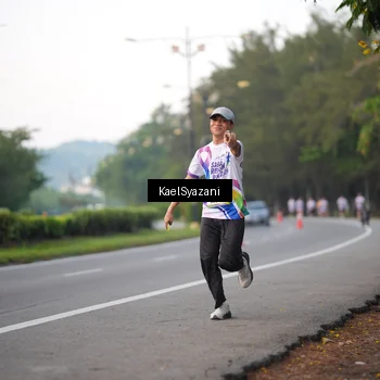 Runner Photo 6067754