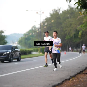 Runner Photo 6067757