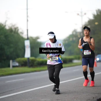 Runner Photo 6067773