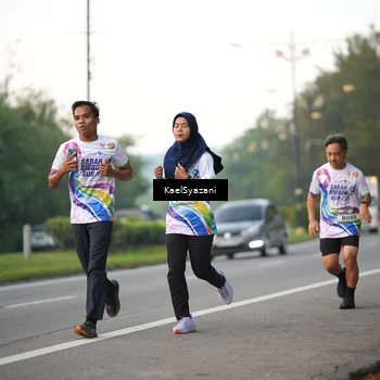 Runner Photo 6067787