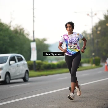Runner Photo 6067795