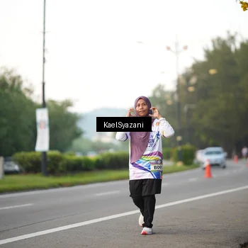 Runner Photo 6067801