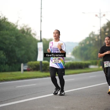 Runner Photo 6067834