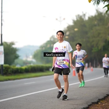 Runner Photo 6067835