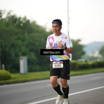 Runner Photo 6067855
