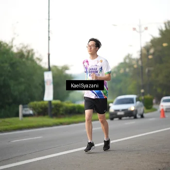 Runner Photo 6067860