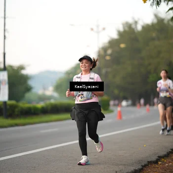 Runner Photo 6067872
