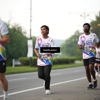 Runner Photo 6067895