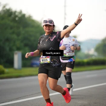 Runner Photo 6067898