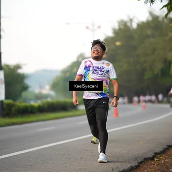 Runner Photo 6067915