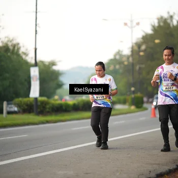 Runner Photo 6067938