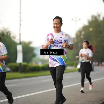Runner Photo 6067940