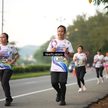 Runner Photo 6067949