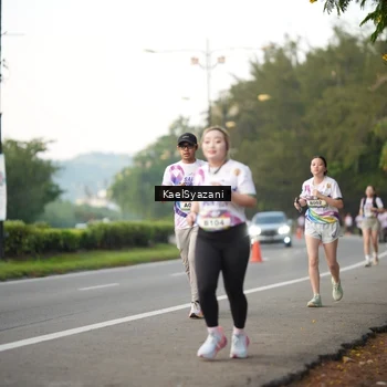 Runner Photo 6067953