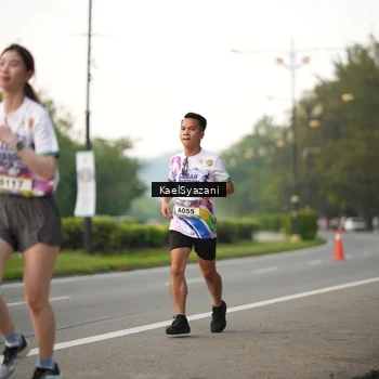Runner Photo 6067954