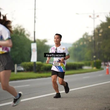 Runner Photo 6067995