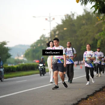 Runner Photo 6068013