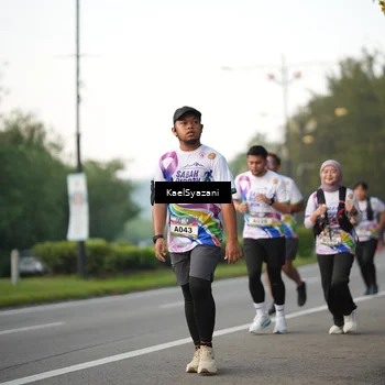 Runner Photo 6068023
